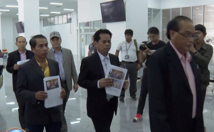 ดราม่าไม่จบ แจ้งความเอาผิดภาพ “พระอุลตร้าแมน”