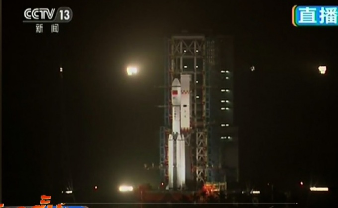 จีนส่งยานขนส่งลำแรกสำเร็จ