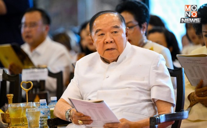 “ลุงป้อม” พลัดตกบันไดวัดโพธิ์ หลังร่วมพิธีเจริญพระพุทธมนต์นวัคคหายุสมธัมม์มงคลเฉลิมพระเกียรติ