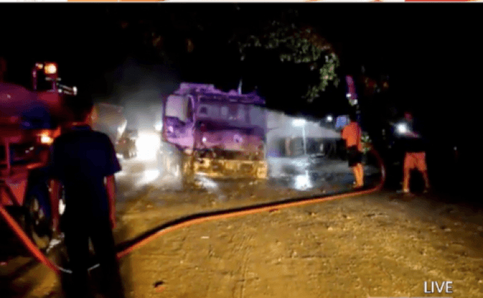 ไฟไหม้รถบรรทุกน้ำมัน จ.ชลบุรี 