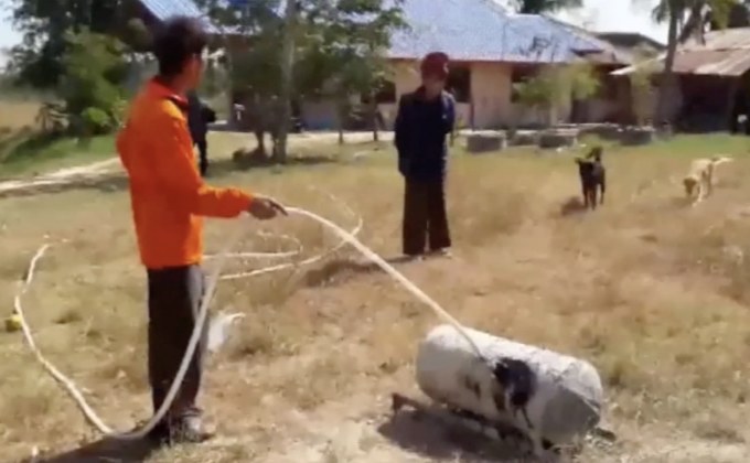 ถังแก๊สระเบิดใส่ตายายเก็บของเก่า