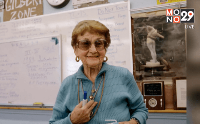 ผกก. Star Wars เผย ใช้ครูมัธยมเป็นต้นแบบคาแร็กเตอร์เอเลี่ยน