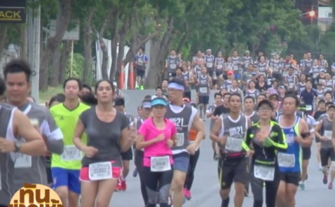 ความสำเร็จยิ่งใหญ่ ฮาล์ฟ มาราธอน บางแสน 21-2016