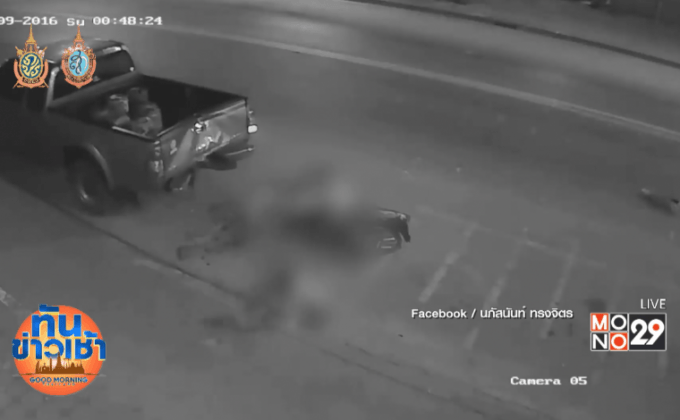 อุทาหรณ์! วัยรุ่นซิ่ง จยย.ชนท้ายกระบะอย่างจัง