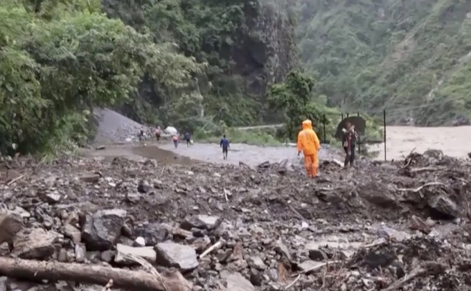 น้ำท่วม-ดินถล่มเนปาล เสียชีวิต 125 ราย