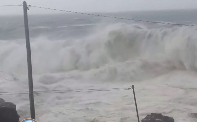 ไต้ฝุ่น “มิแทก” ถล่มเกาหลีใต้