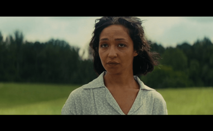 “รูธ เนกการ์” ดาวเด่นแววดีมีลุ้นเฉิดฉายในเวทีรางวัลหนังใหญ่