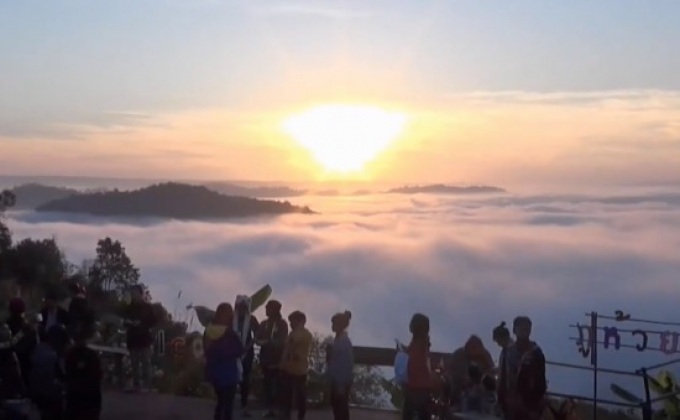 นักท่องเที่ยวภาคเหนือ-อีสานคึกคัก