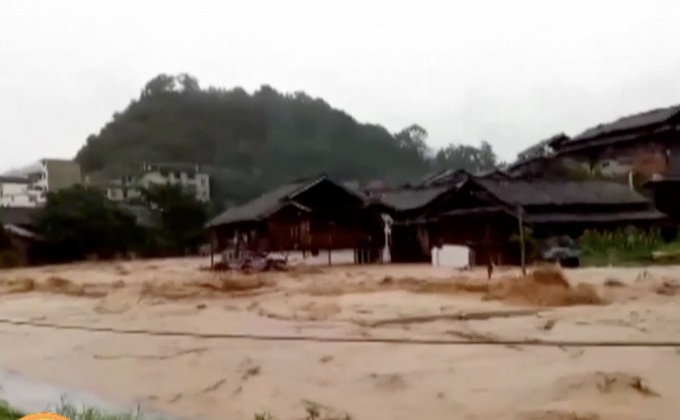 จีนตอนใต้ยังเผชิญวิกฤตน้ำท่วม-ฝนตกหนัก