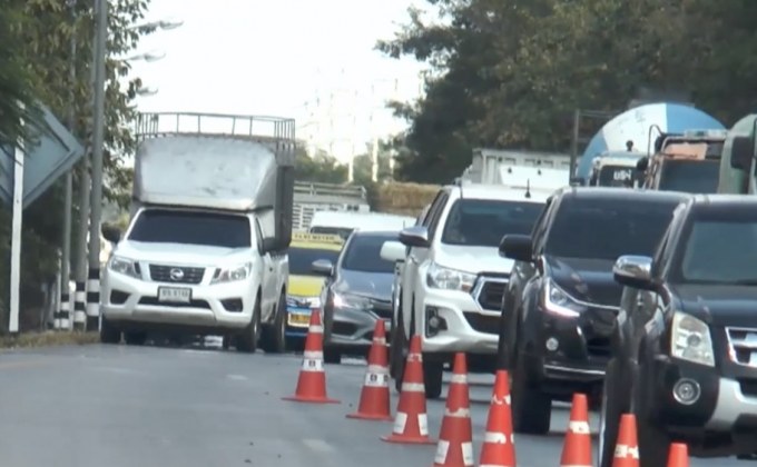 เร่งคืนพื้นผิวจราจรรับเทศกาลปีใหม่ จ.นครราชสีมา