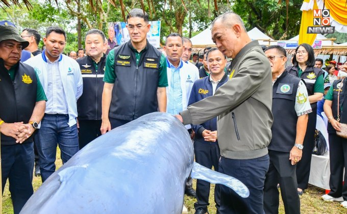 “เฉลิมชัย” ลงพื้นที่ จ.พัทลุง ติดตามการพัฒนาพื้นที่ทะเลสาบสงขลา คู่การอนุรักษ์โลมาอิรวดี หวังผลักดันสู่แผนพัฒนาจังหวัดเพื่อการจัดการอย่างยั่งยืน