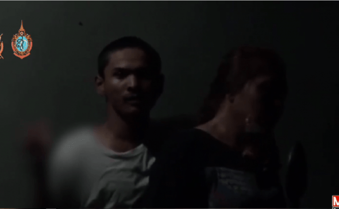 วินาทีชายคลุ้มคลั่งใช้มีดจี้คอป้าเป็นตัวประกัน