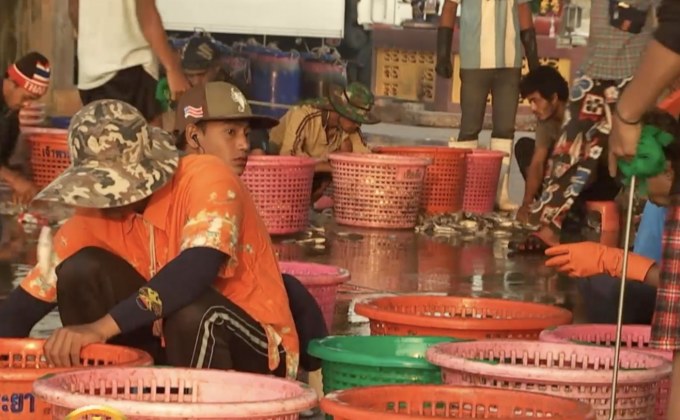 มติ อกนร.ให้แรงงานต่างด้าวกลับบ้านช่วงสงกรานต์ 5-30 เม.ย.