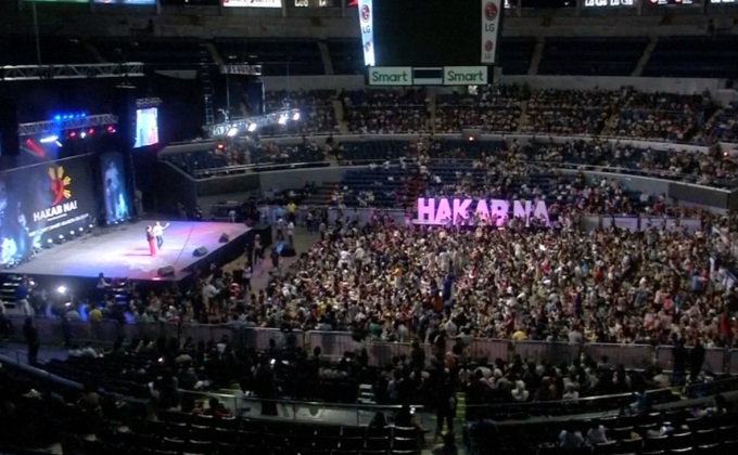 ฟิลิปปินส์จัดกิจกรรมให้นมบุตรหมู่ 2,000 คน