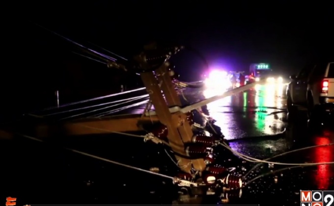 พายุฤดูร้อนถล่มหลายจังหวัดภาคอีสาน