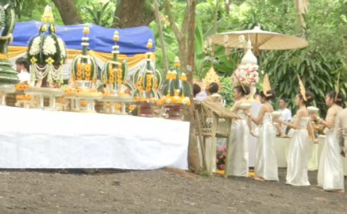 พิธีบวงสรวงที่ถ้ำหลวง-ขุนน้ำนางนอน