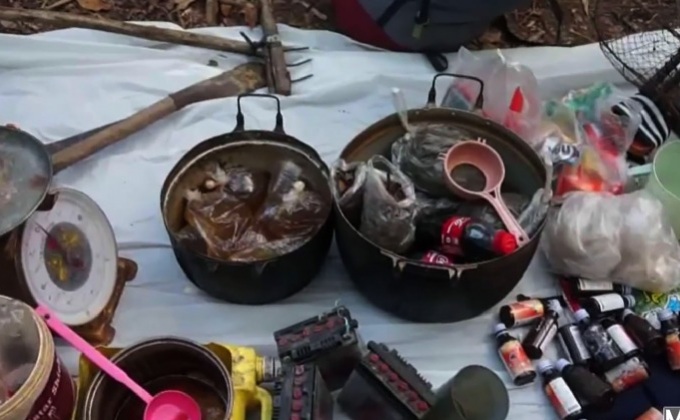 ทหารเข้าทลายแหล่งผลิตน้ำกระท่อม จ.นราธิวาส