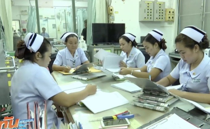 เรียกร้องทบทวนมติ ไม่บรรจุพยาบาลวิชาชีพ
