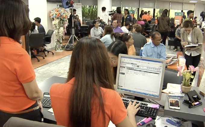 สัญญาณเสี่ยงแข่งปล่อยกู้เกินหลักประกัน