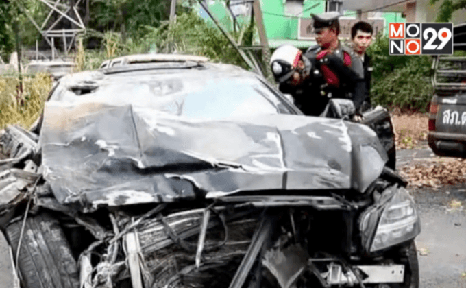 ตร.เร่งสางคดีเบนซ์ซิ่งชนฟอร์ด