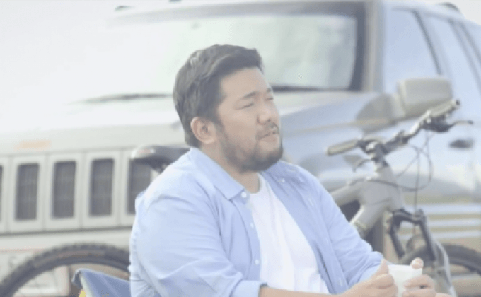 บอย ตรัย กับเรื่องน่าเบื่อที่สวยงาม