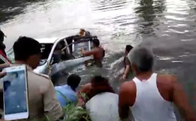 อุบัติเหตุรถเสียหลัก 2 แห่งในอินเดีย ดับ 19 ราย