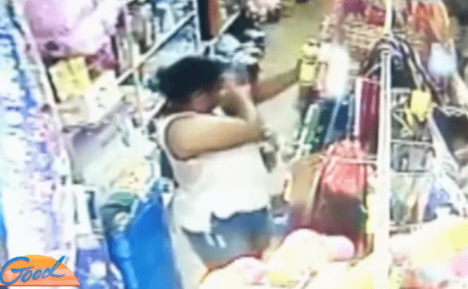 ลักทรัพย์ร้านขายสินค้าเบ็ดเตล็ด