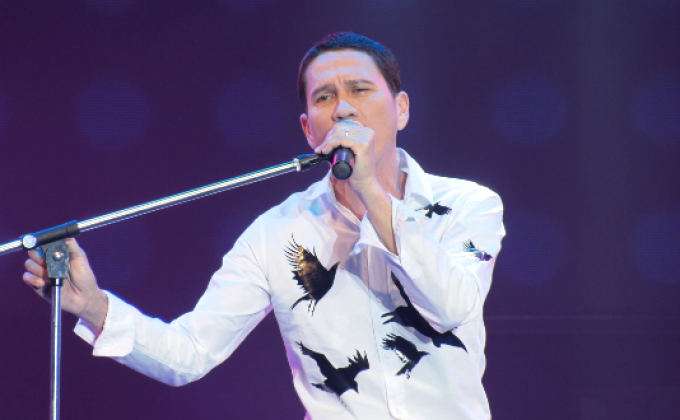 “น้อย วงพรู” ดวล “โมเดิร์นด็อก” ใน GSB Wow Concert