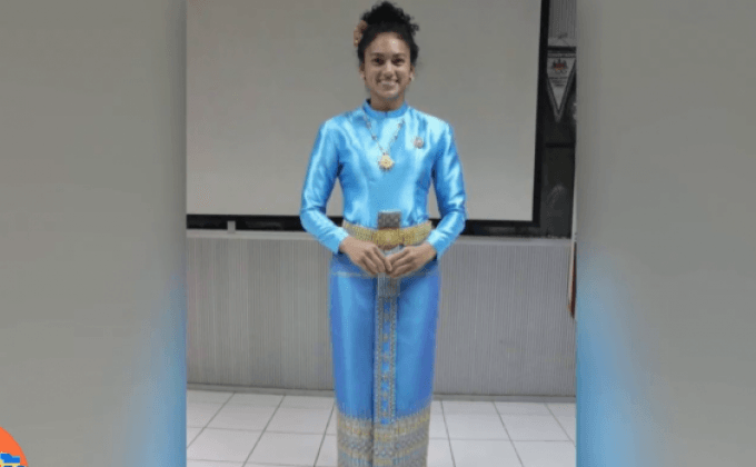 “อะแมนด้า คาร์” สวมชุดผ้าไหมไทยร่วมพิธีเปิดโอลิมปิก