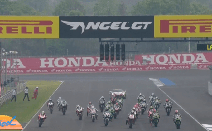 นักบิดไทยดวลสตาร์ต่างชาติซูเปอร์ไบค์ที่บุรีรัมย์