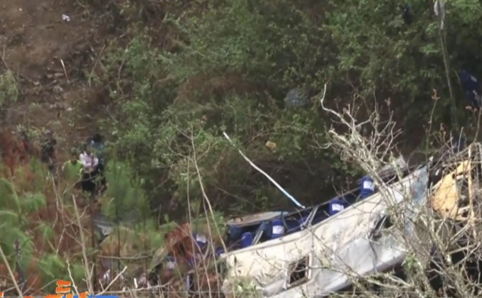 อุบัติเหตุรถตกเขาในเม็กซิโก ดับ 16 ราย