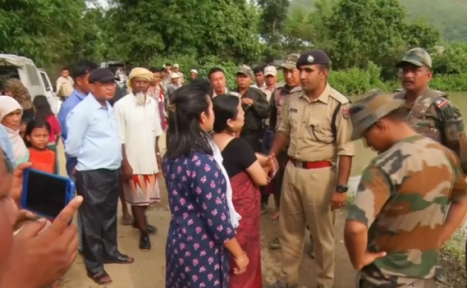 น้ำท่วมอินเดีย-บังกลาเทศคร่าหลายสิบชีวิต