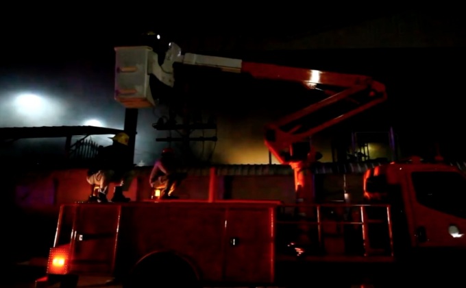 พลิงไหม้ห้องอบไม้ในโรงงาน จ.ปทุมธานี