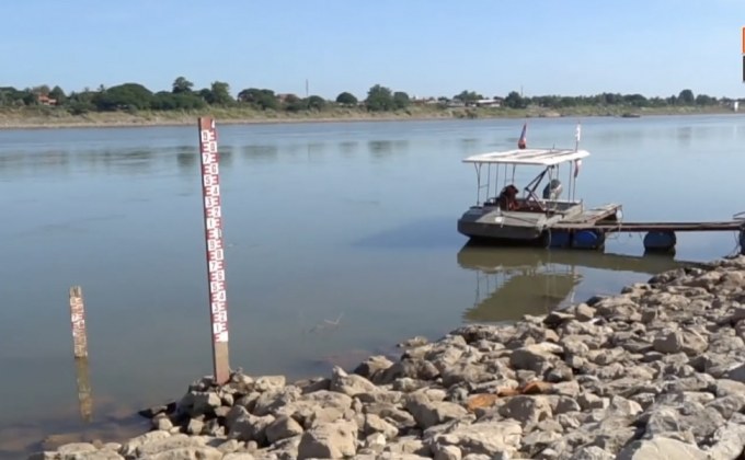 ระดับน้ำโขง จ.หนองคาย ลดต่ำสุดในรอบ 10 ปี