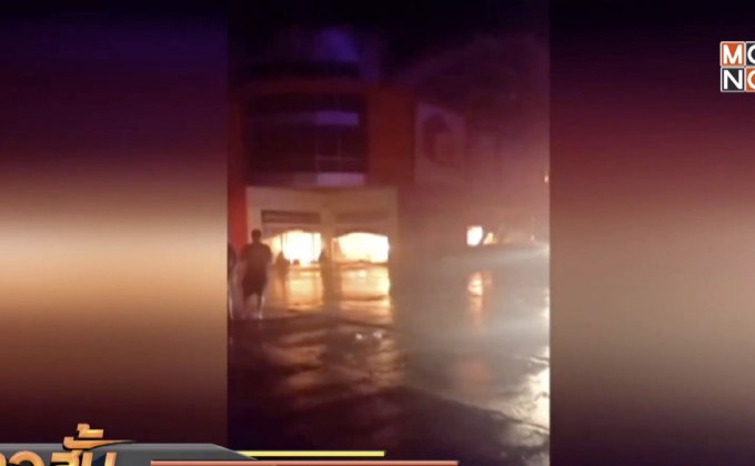 ไฟไหม้ร้านวัสดุก่อสร้าง จ.นครศรีฯ เสียหายกว่า 100 ล้าน