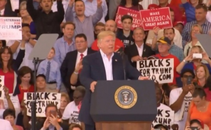 “ทรัมป์” ประกาศเดินหน้าแบนผู้อพยพ