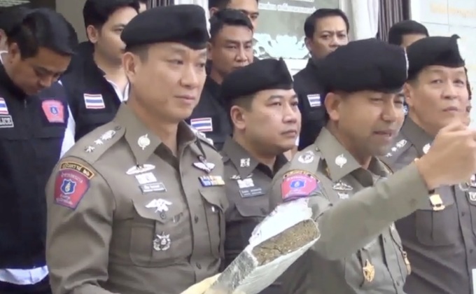 ตำรวจ 191 รวบแก๊งค้ากัญชา “บ้าชะมัด”