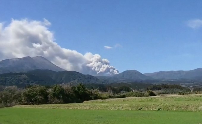 ภูเขาไฟญี่ปุ่นปะทุรุนแรงในรอบ 7 ปี