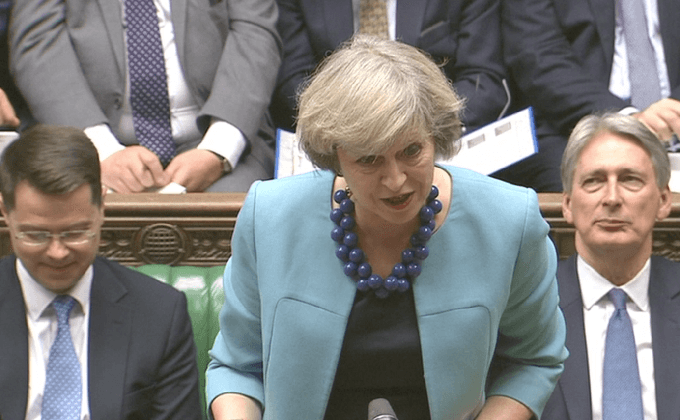 นายกฯอังกฤษถูกกดดันแผน Brexit