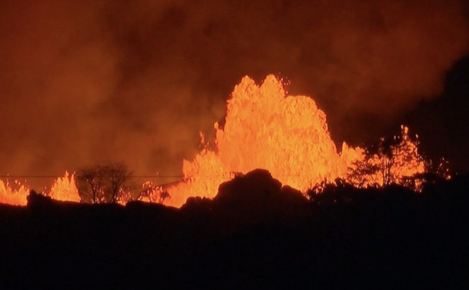 ฮาวายเตือนระวังหมอกควันพิษจากลาวาภูเขาไฟคิลาเว