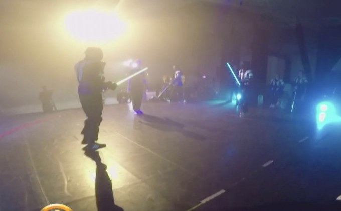 ฝรั่งเศสรับรองการดวลดาบ “สตาร์วอร์” เป็นกีฬา