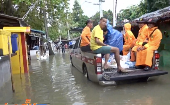 น้ำท่วมสูงหลายพื้นที่ฝั่งทะเลอันดามัน