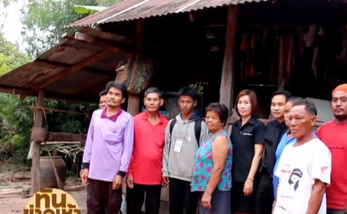 นักเรียน ม.5 กำพร้าพ่อแม่ สู้ชีวิตรับจ้างกรีดยางเลี้ยงชีพ