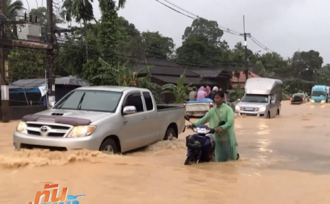 หลายจังหวัดภาคใต้ยังเผชิญน้ำท่วมสูง