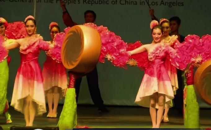 ฉลองตรุษจีนในลองแองเจลิส