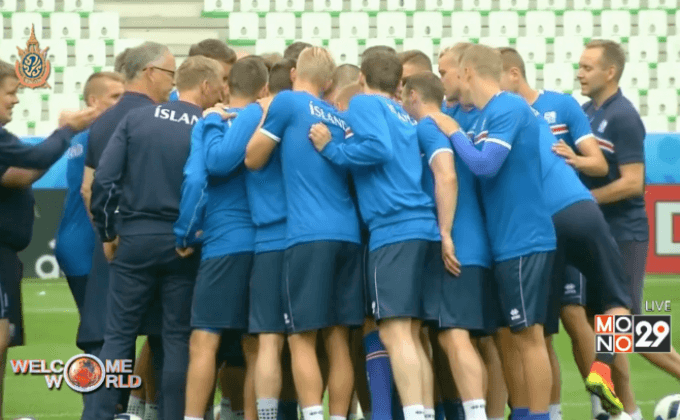ไอซ์แลนด์ลงเล่นฟุตบอลยูโรครั้งแรก