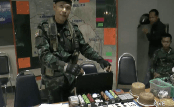 บุกทลายบ่อนพนันใหญ่กลางเมืองนครพนม