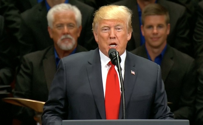 ผู้นำสหรัฐฯ ตำหนิหลายรัฐปฏิเสธมอบข้อมูลเลือกตั้ง