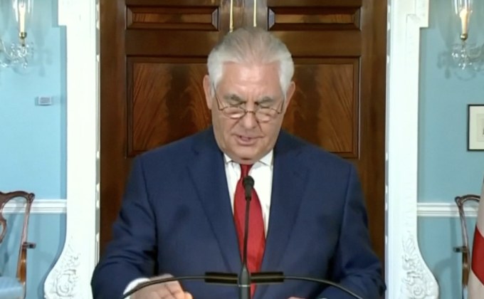 “ทรัมป์” สั่งปลดฟ้าผ่า “เร็กซ์ ทิลเลอร์สัน” รมว.ต่างประเทศ