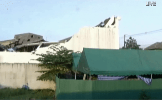 ตรวจสอบโกดังสินค้าถล่ม จ.สมุทรปราการ